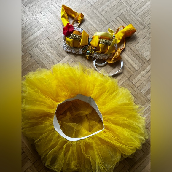 Belle, Beauty and the Beast. - Picture 3 of 9